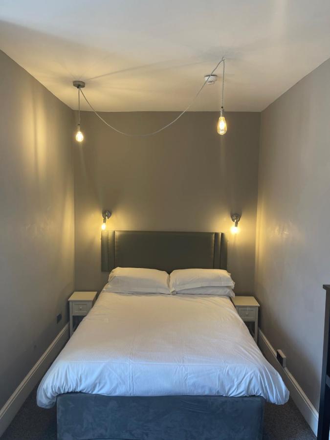 The Waverley Hotel وايتهيفين المظهر الخارجي الصورة