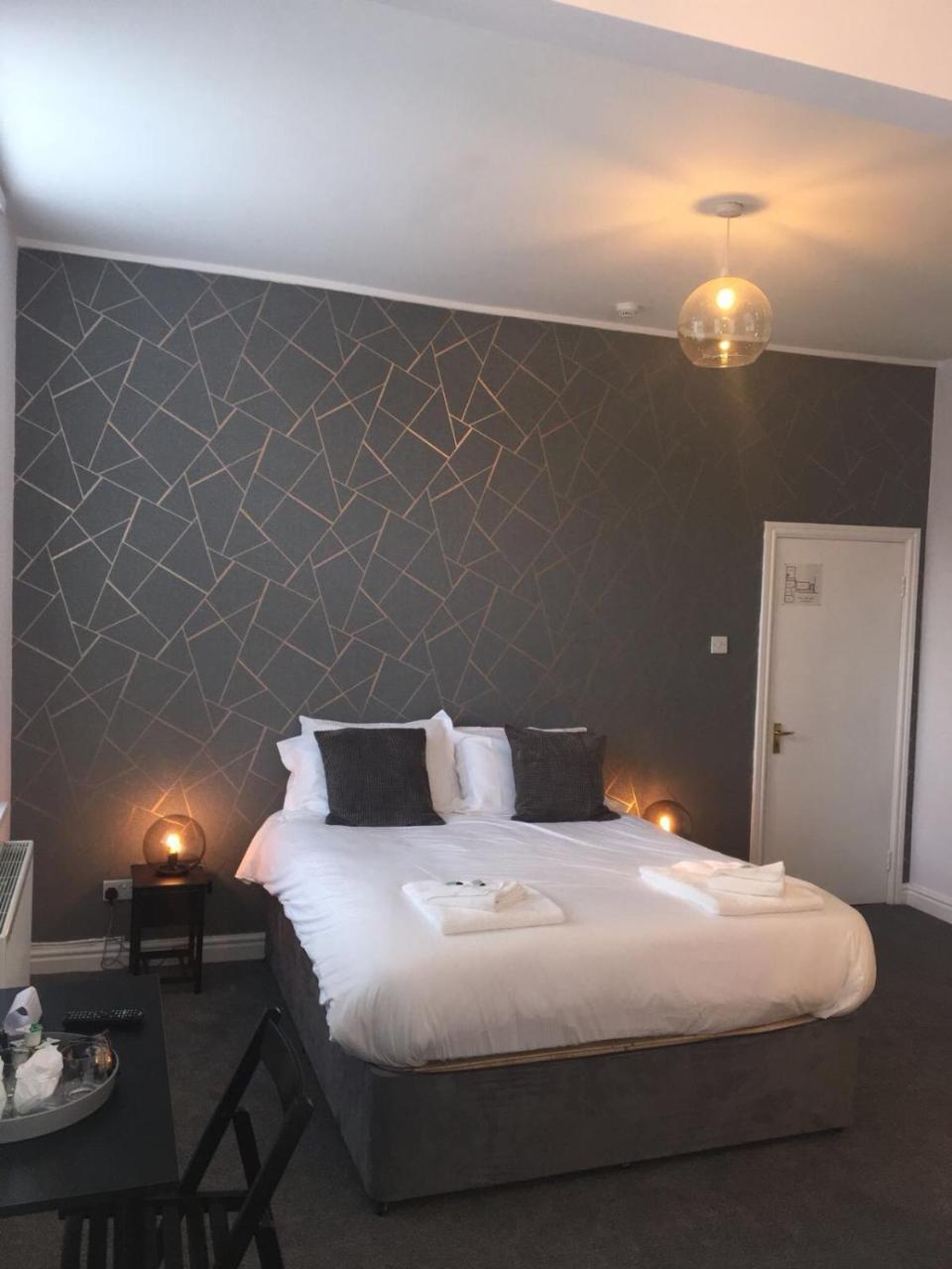 The Waverley Hotel وايتهيفين المظهر الخارجي الصورة