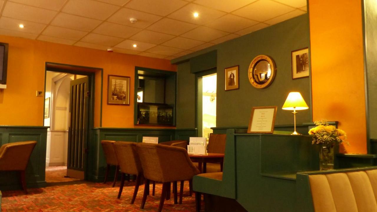 The Waverley Hotel وايتهيفين المظهر الخارجي الصورة